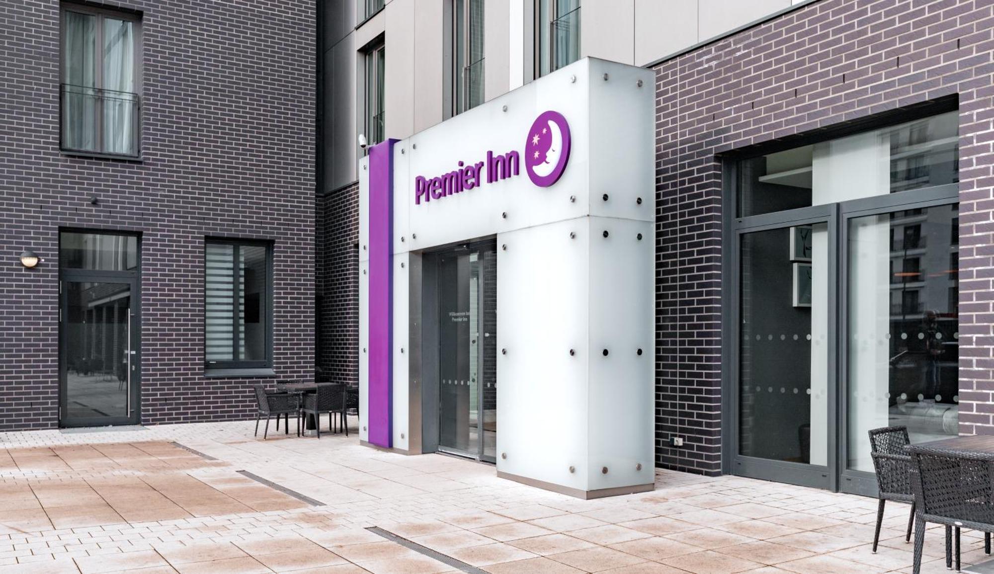 Premier Inn Frankfurt Messe Frankfurt pe Main Exterior foto