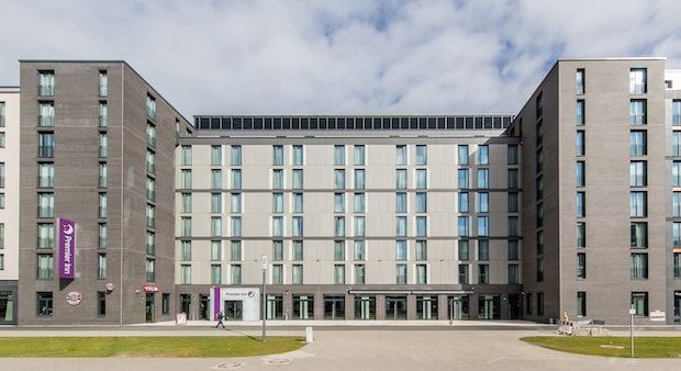 Premier Inn Frankfurt Messe Frankfurt pe Main Exterior foto